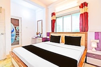 Hotel O Green Palace