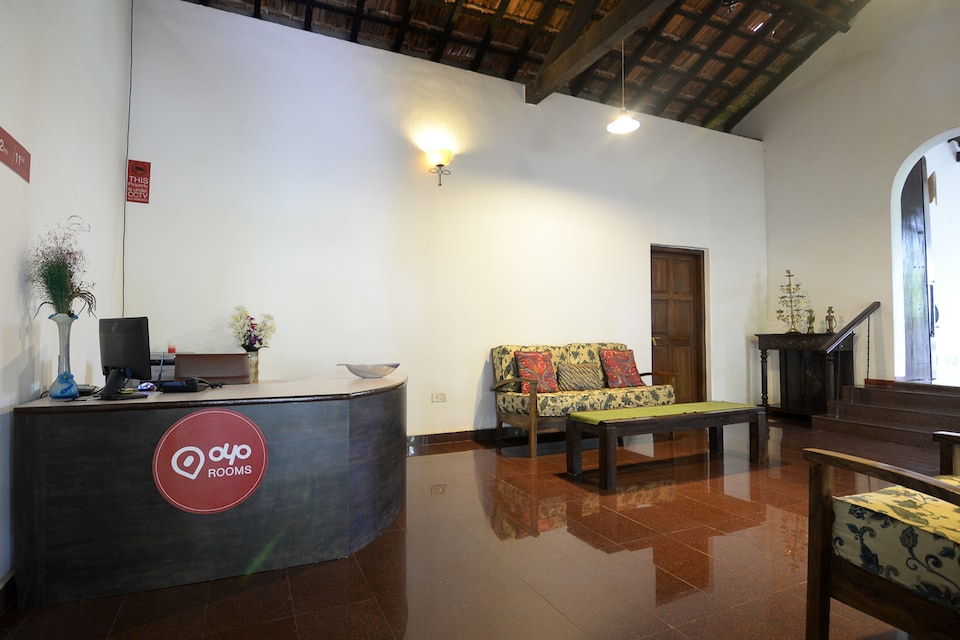 OYO Villas 119 Candolim Heritage 6 BHK, Candolim Goa, Goa