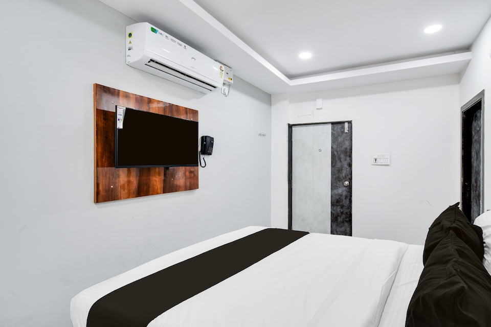 Super Collection O Kachiguda Bus Terminal Hyderabad, Abids-Nampally, Hyderabad