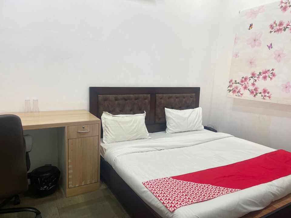 OYO 827414 Hotel Shree Ji, Goverdhan Sagar, Udaipur