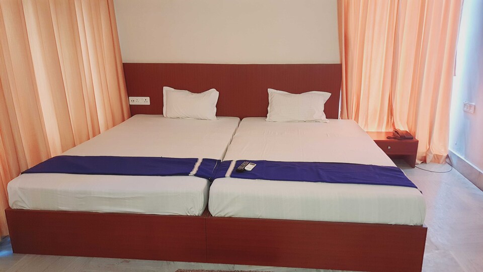 OYO 827447 The Moonlight, Salt Lake Kolkata, Kolkata