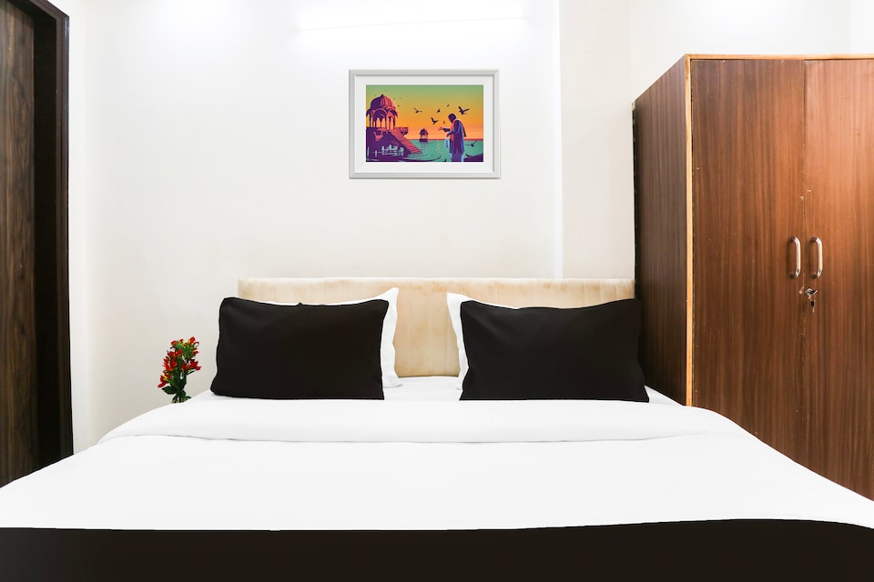 Hotel O Krishna Stay B&B, Anand Vihar Delhi, Delhi