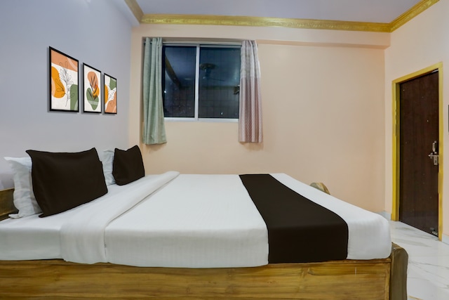 Super Hotel O Patliputra Golambar