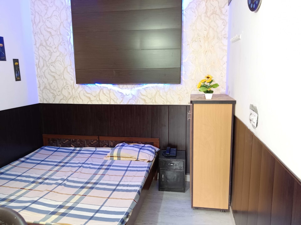 OYO 827553 Cozy Suits, Kharar, Kharar