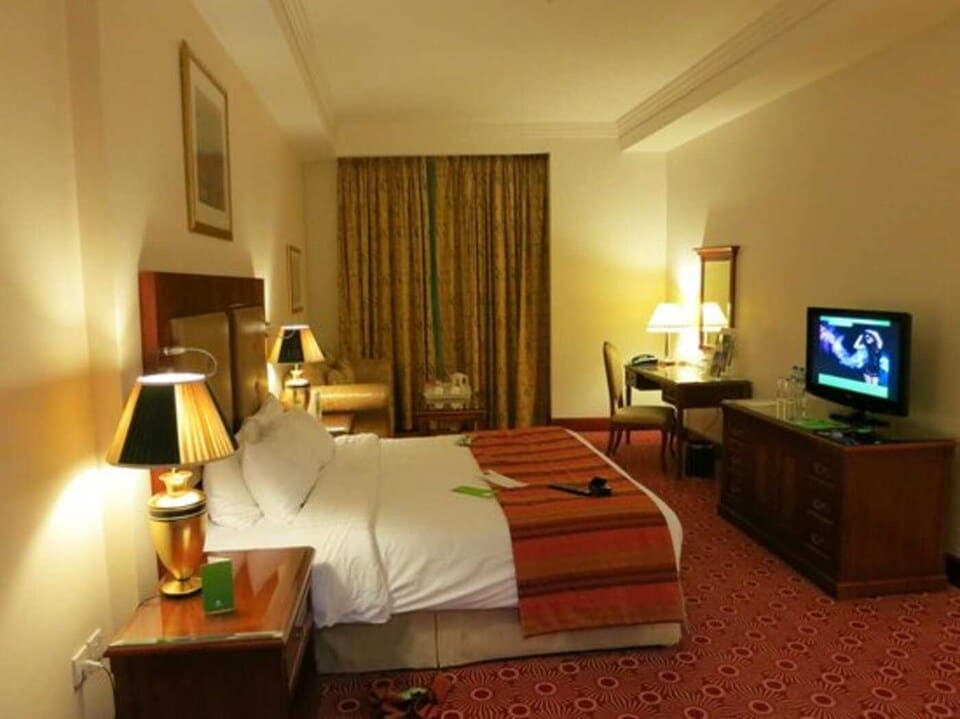 Sunday Hotel Holiday international Dubai  , Bur Dubai, Dubai