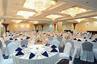 Sunday Hotel Holiday international Dubai  