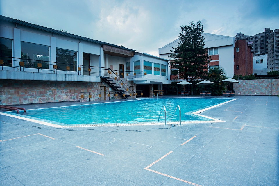 OYO 1892 Hotel Sinclairs Siliguri, Bagdogra Airport Siliguri, Siliguri