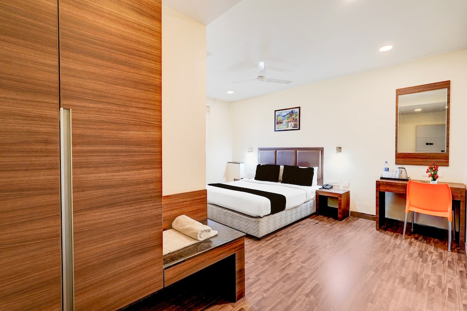 Townhouse Porur Formerly Welcome Inn, Porur Chennai, Chennai