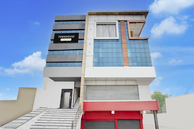 Super  Townhouse Narholi Bridge Mathura