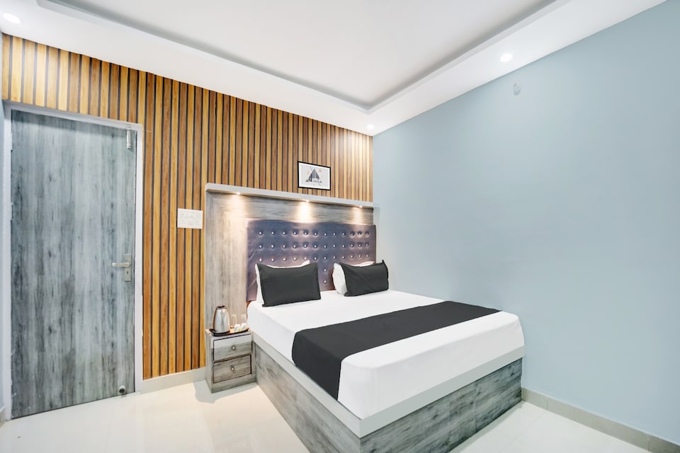 Hotel O The Happy Palace Hotel, Bailey Road, Patna