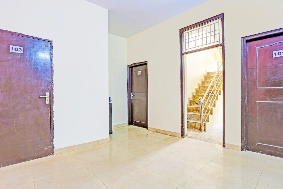 Hotel O Shubham Residency, Medanta, Gurgaon