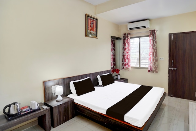 Hotel O Bhramsambandh