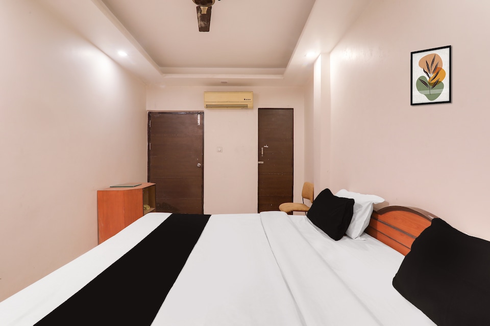 Super Hotel O TJ INTERNATIONAL, Alambagh Lucknow, Lucknow