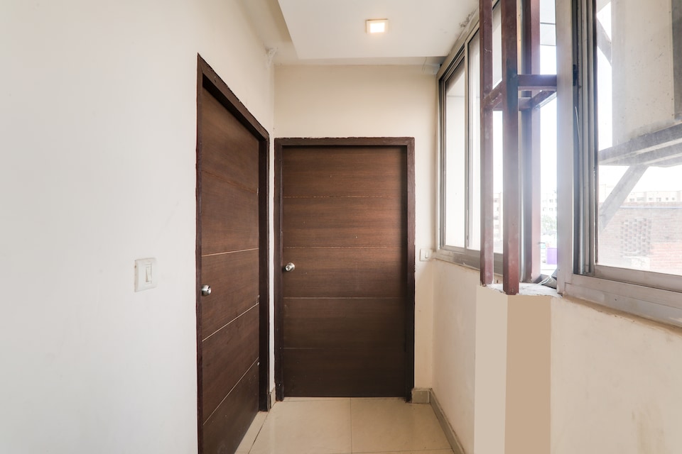 Super Hotel O TJ INTERNATIONAL, Alambagh Lucknow, Lucknow