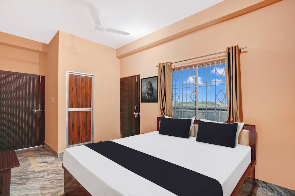Hotel O Mayur Residency, Harmu, Ranchi