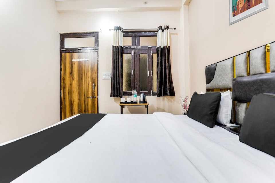 SPOT ON Apna Hotel, Bhind, Bhind