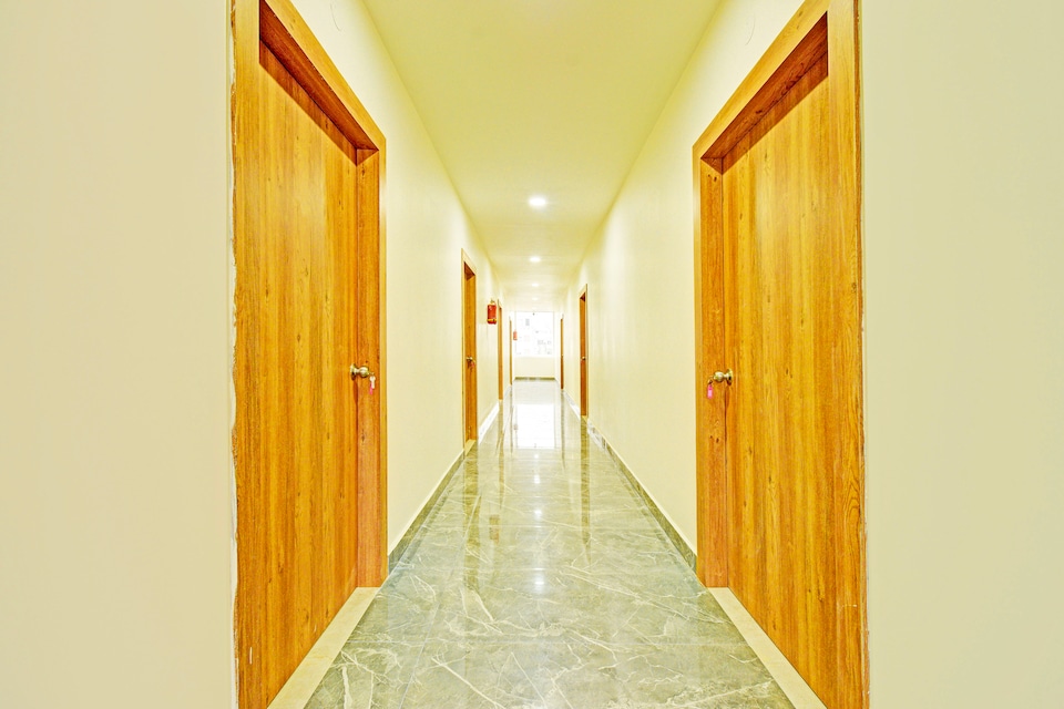 Super Townhouse Oak Kompally, Secunderabad, Hyderabad