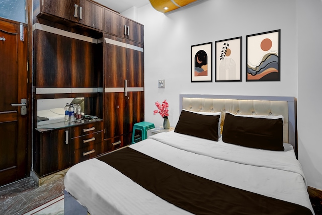 Hotel O Iskcon Temple Rohini Formerly Golden Key