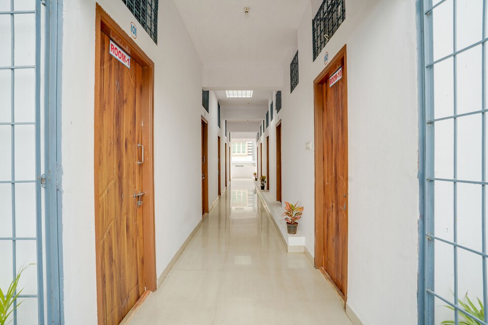 Hotel O Gowtham Residency, Kengeri - Rajarajeshwari Nagar Bangalore, Bangalore