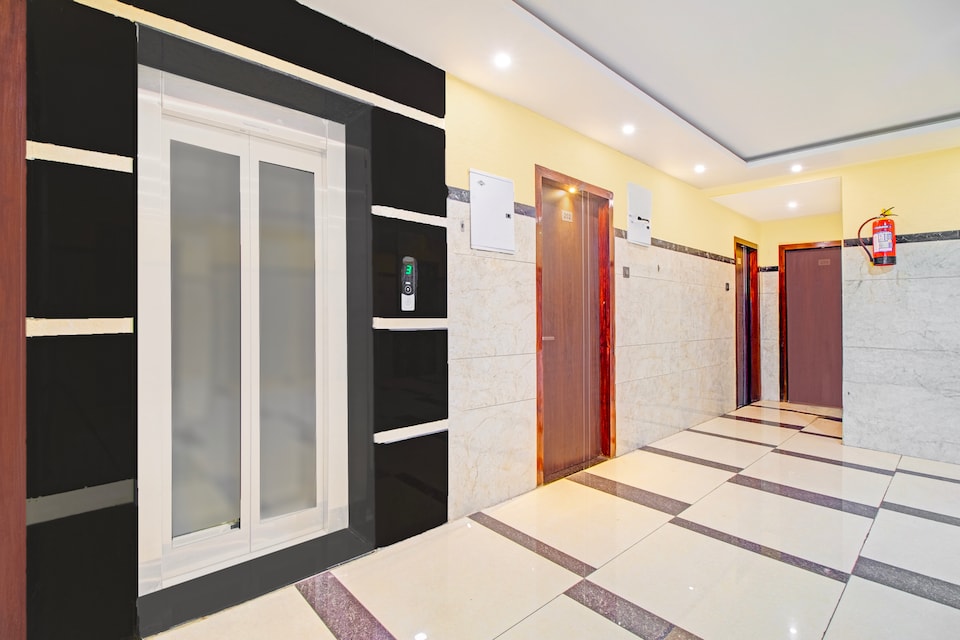 Super Collection O Grand Governorpet, Governorpet Vijayawada, Vijayawada
