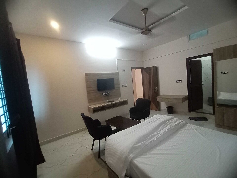 OYO 827931 MR Boarding And Loading, Yelahanka new town, Bangalore