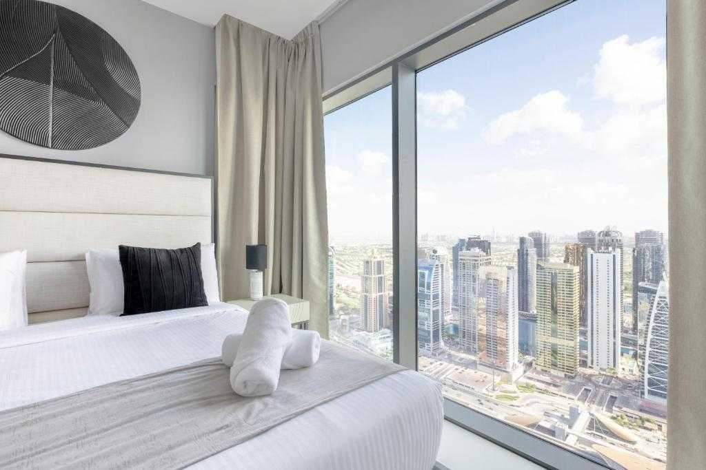 OYO HOME 1370 Vida Residence Downtown - Emaar, Business Bay