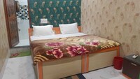 Hotel O Home Awadh Homestay