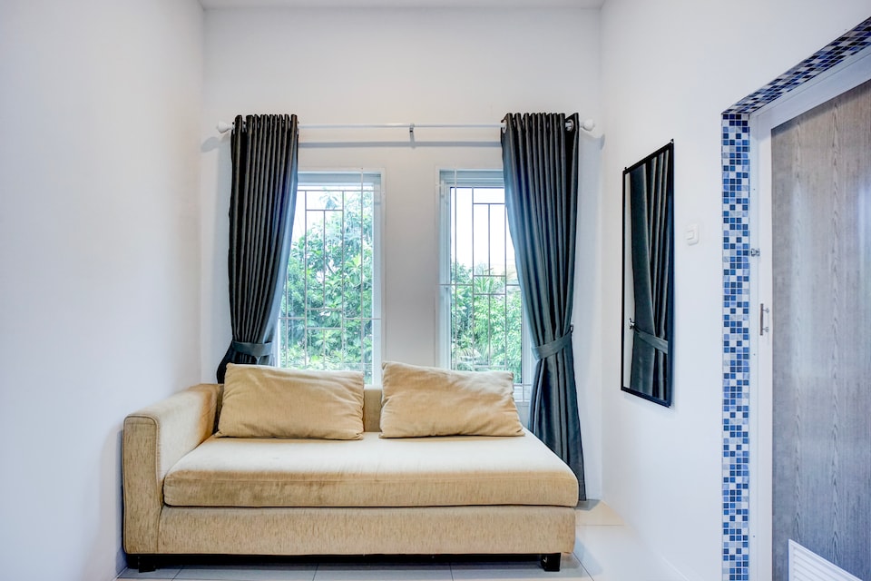 Collection O Almasarra Residence Near Ring Road Medan, Medan, Medan