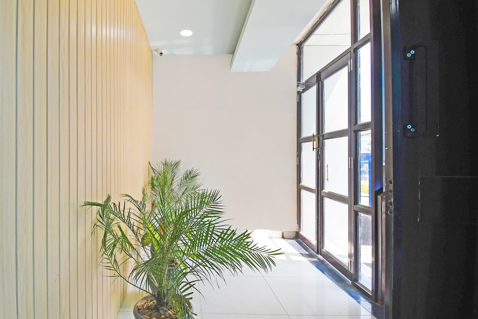  Hotel O Dharohar, Piska More, Ranchi