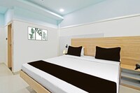 Hotel O by OYO Hotel Dharohar