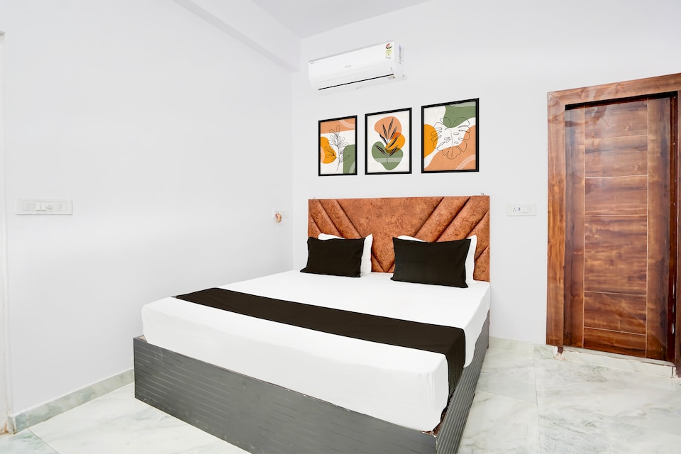  HOTEL O ADITYA INN, Mumfordganj Allahabad, Prayagraj