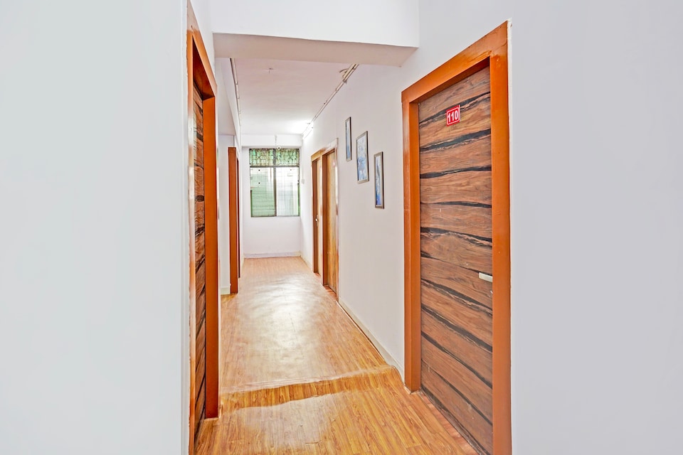 OYO 828104 Hotel Pacific Stay, Rajouri Garden Delhi, Delhi