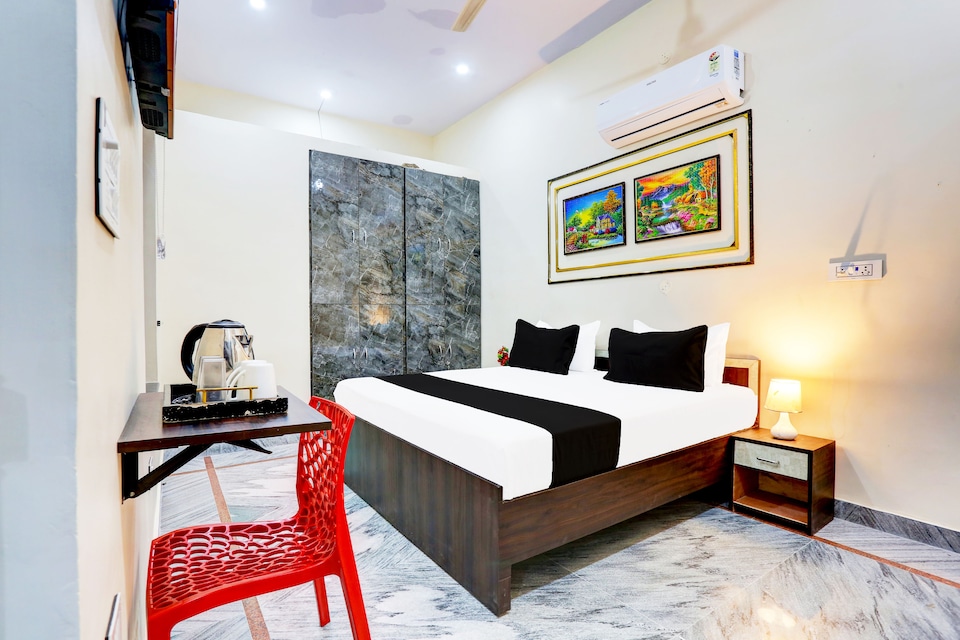 Hotel O swarnim hotel, Neemrana, नीमराना
