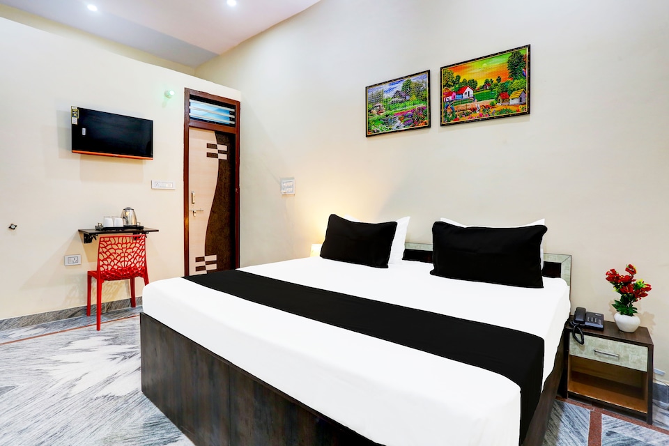 Hotel O swarnim hotel, Neemrana, नीमराना