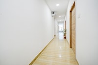 Super Townhouse LB Nagar Metro Station