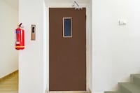 Super Townhouse LB Nagar Metro Station