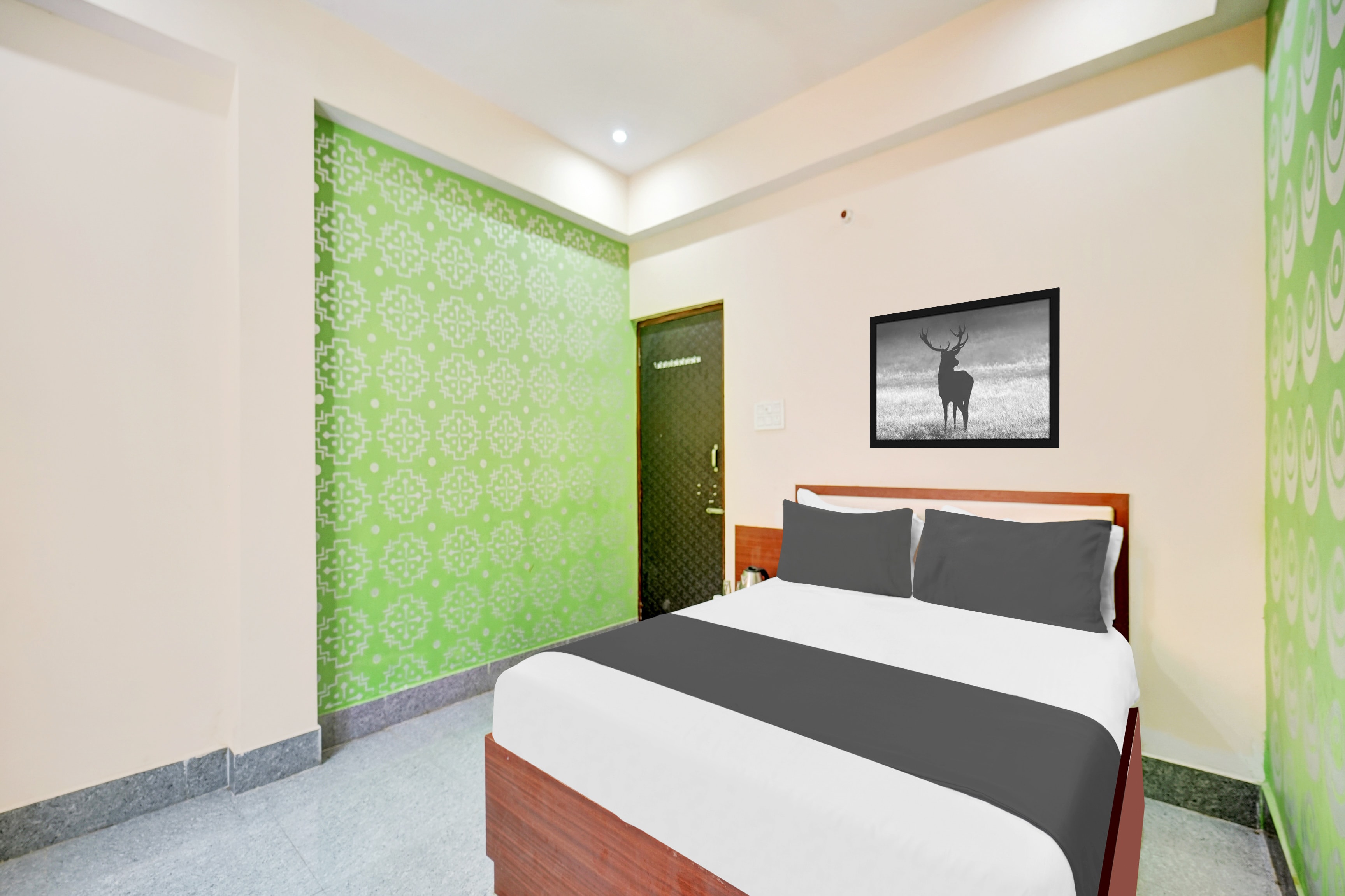 Hotel O Raikwar Inn, Flagship Patna, Book @ ₹1105 - OYO