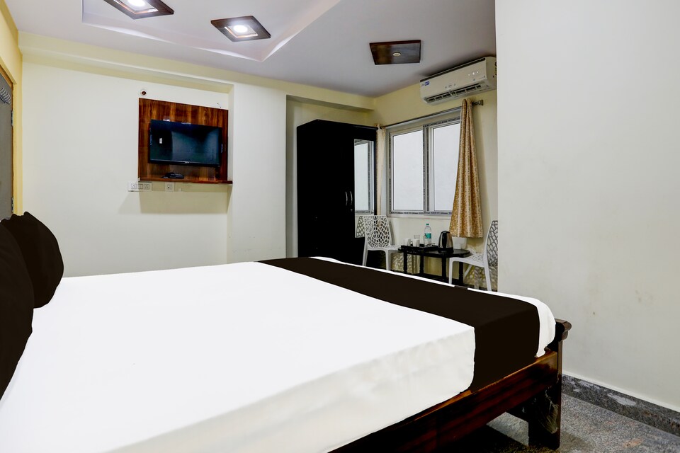 OYO 828188 Hotel Anoos, Uppal - Ghatkesar, Hyderabad