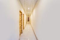 OYO 828195 Hotel Platinum