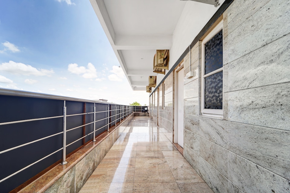 Hotel O  PRM Classic Lodge, Erode, Erode