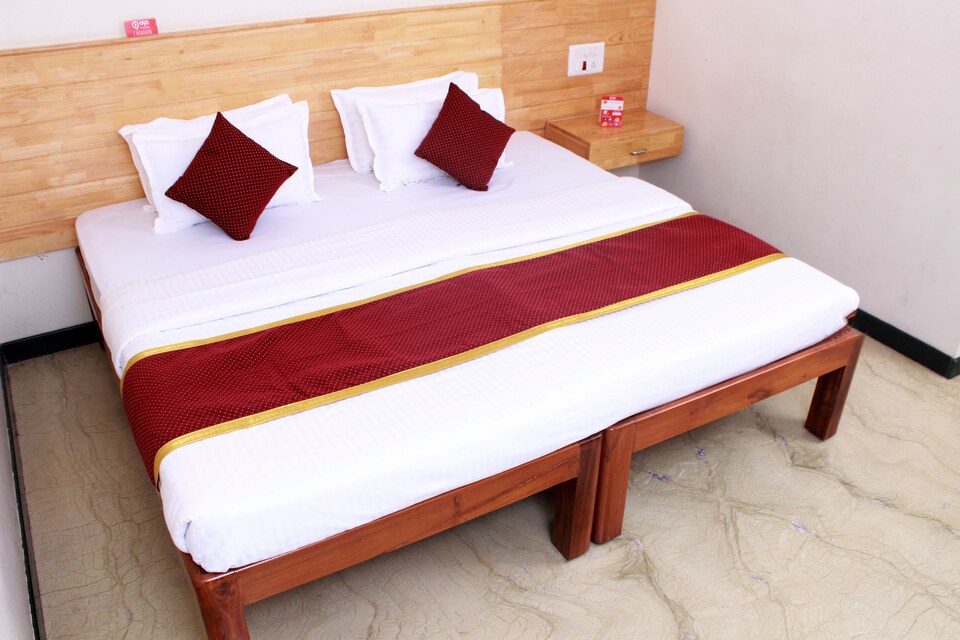 OYO 1900 Hotel Olive Residency, Mysore Vijayanagar Hebbal, Mysore