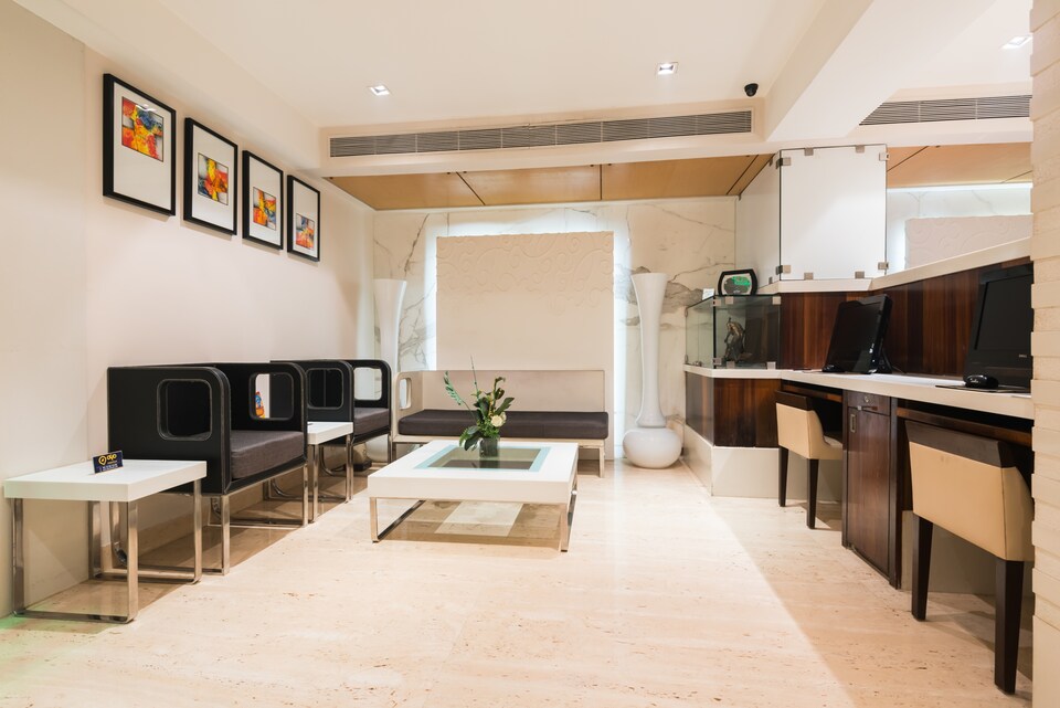 OYO Premium 173 Juhu, Juhu, Mumbai