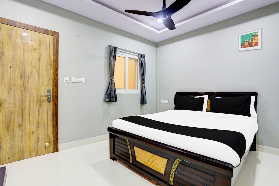 Hotel O Savoy Grand, Nakkalagutta Hanamkonda Warangal, Warangal