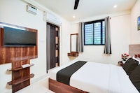 Hotel O S Nandhi Residency