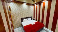 Hotel O Golden Palace Homestay
