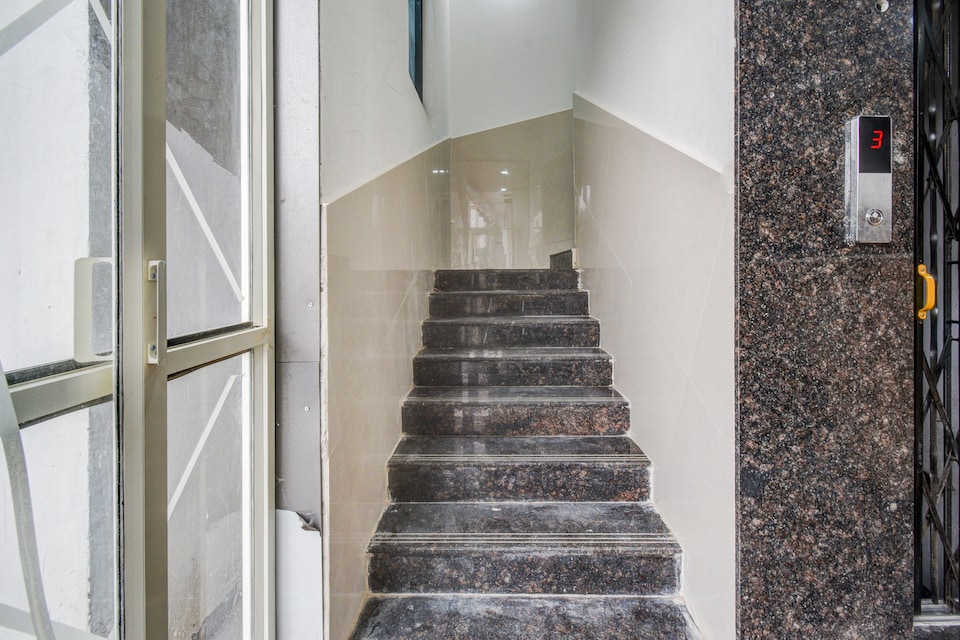 Hotel O UNIQUE SUITES CUBE, Dilsukhnagar - Kothapet, Hyderabad