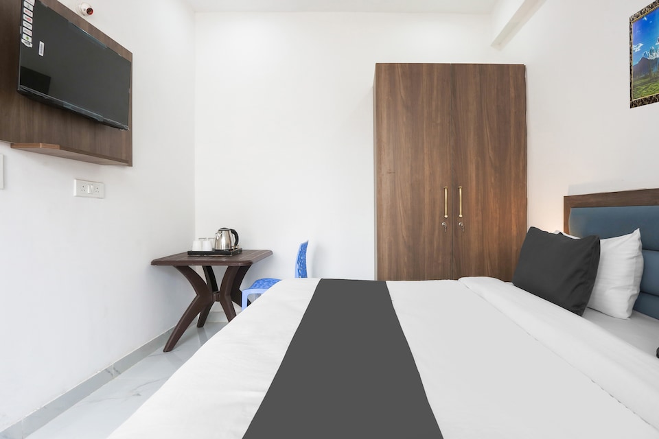 Hotel O Blue Stone Stay, Medanta, Gurgaon