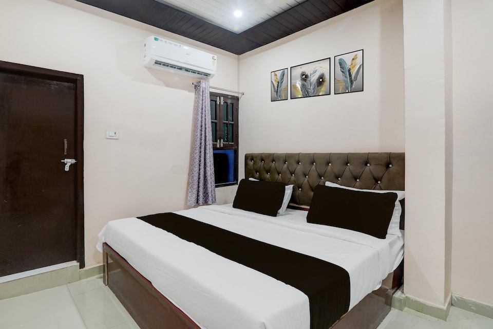 Super Hotel O Shri Buddheshwar Temple Lucknow, Kanpur Road Lucknow, Lucknow