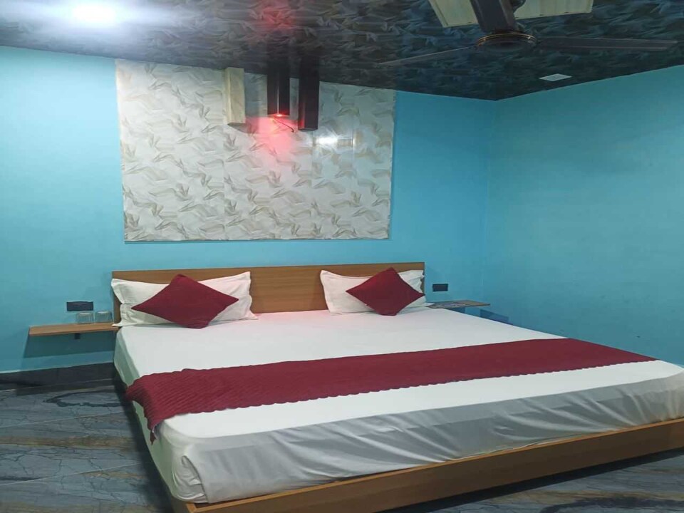 SPOT ON The Birla Hotel, Rampur, Rampur