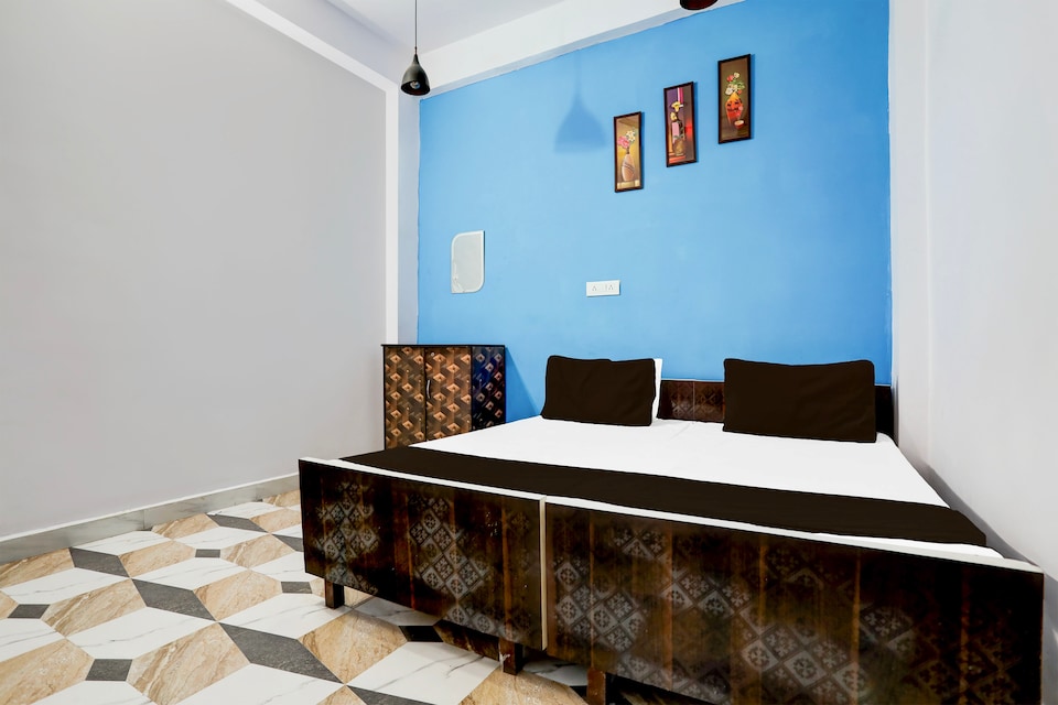 Hotel O Om Sign Bhavan, Cantonment, Varanasi